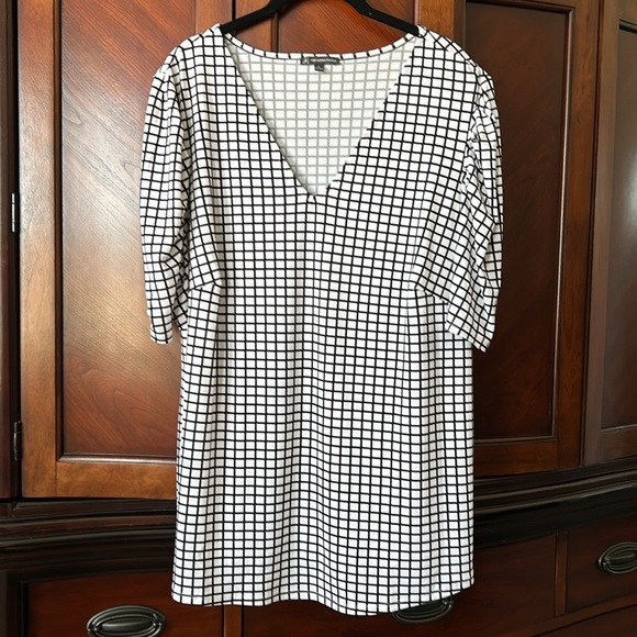 Women’s Lot of Dress Blouses NEW OR LIKE NEW. Size XL/1X/XXL - Picture 12 of 16